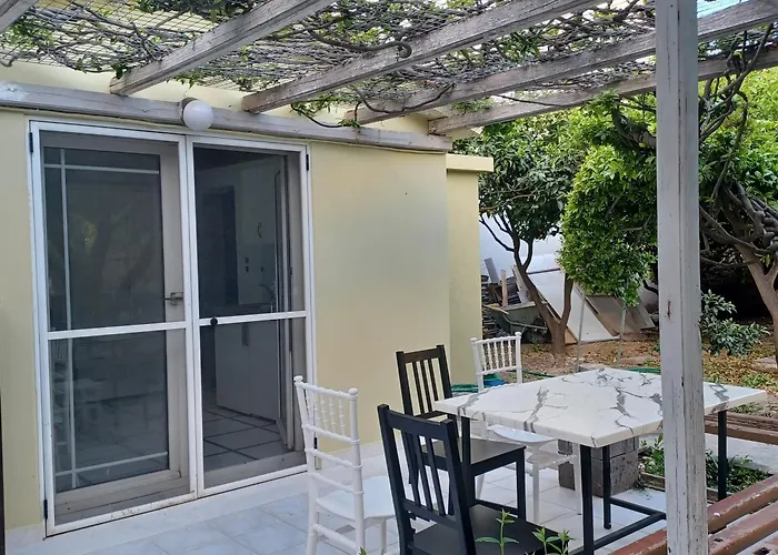 Little Cottage With Garden